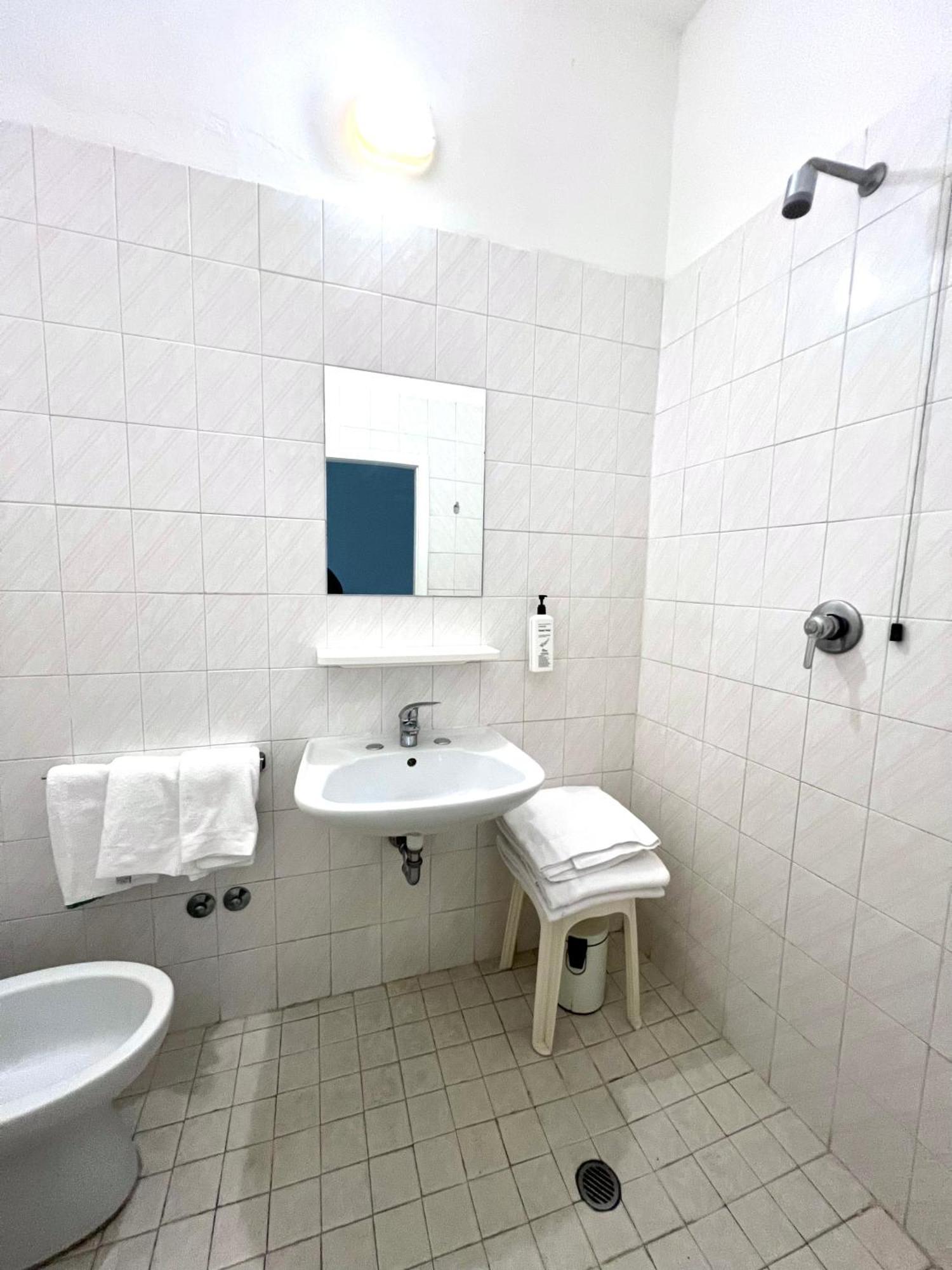 Hotel B&B Ardea Rimini Bagian luar foto