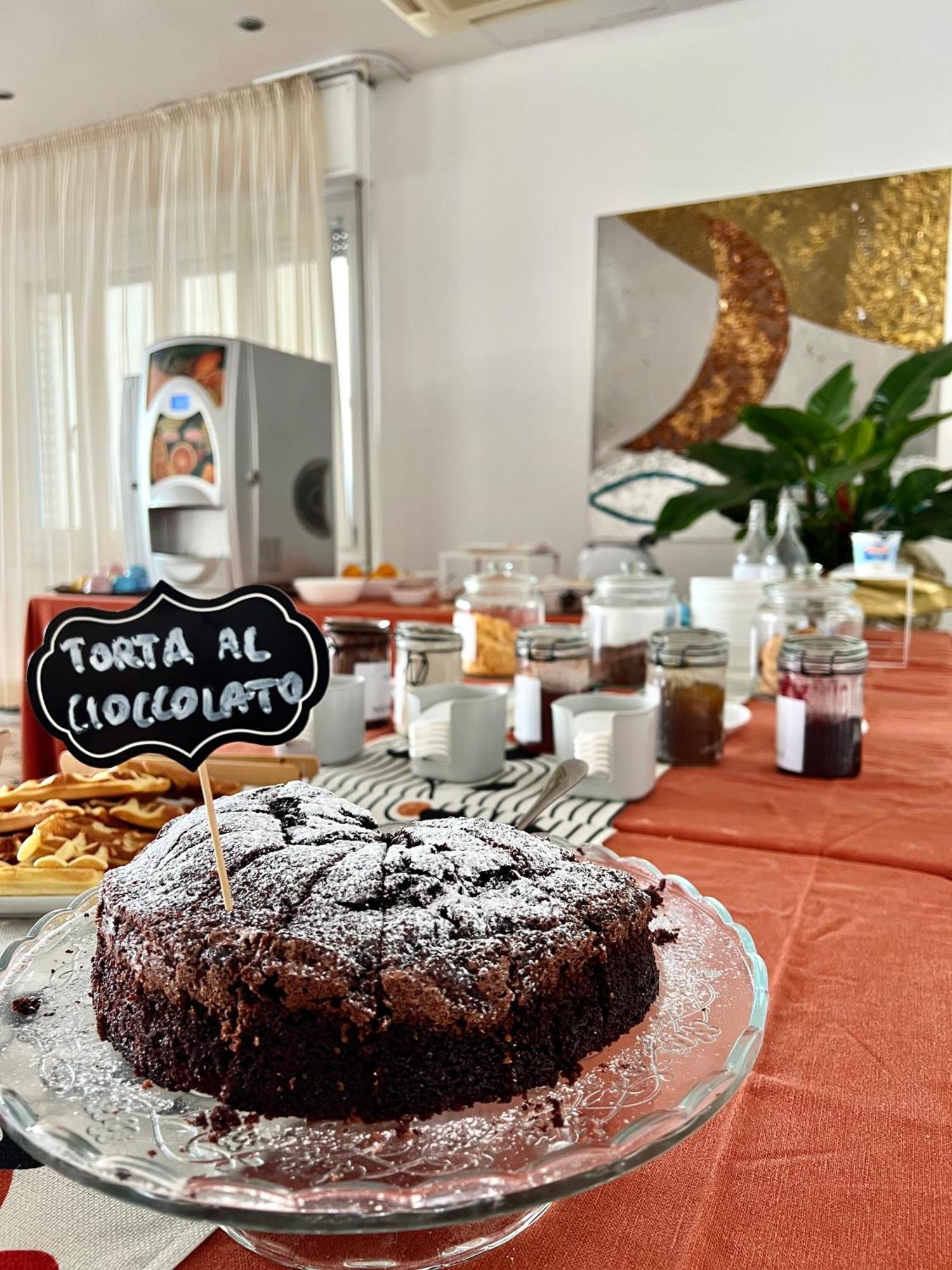 Hotel B&B Ardea Rimini Bagian luar foto